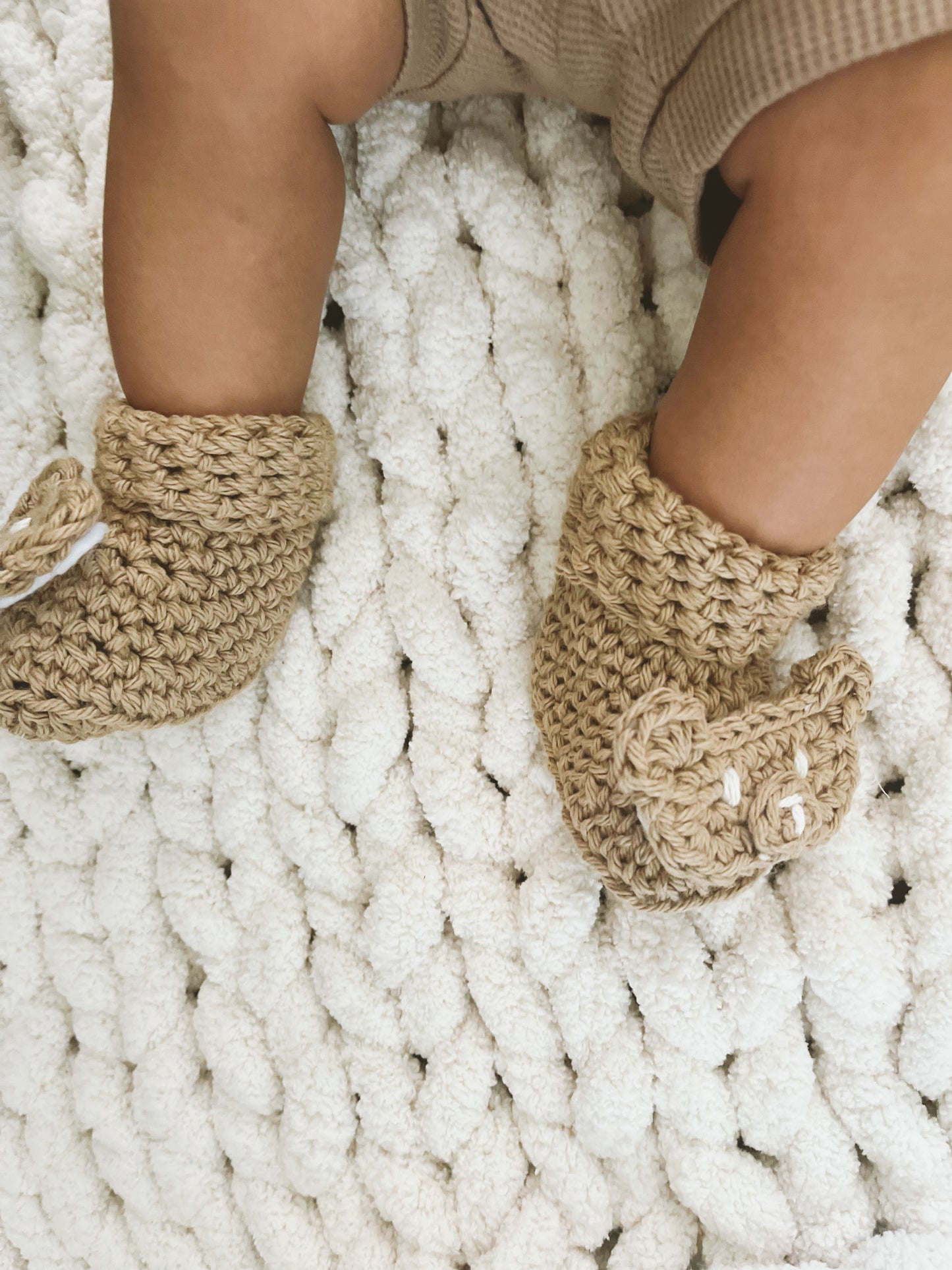 SUTTON booties in Mocha