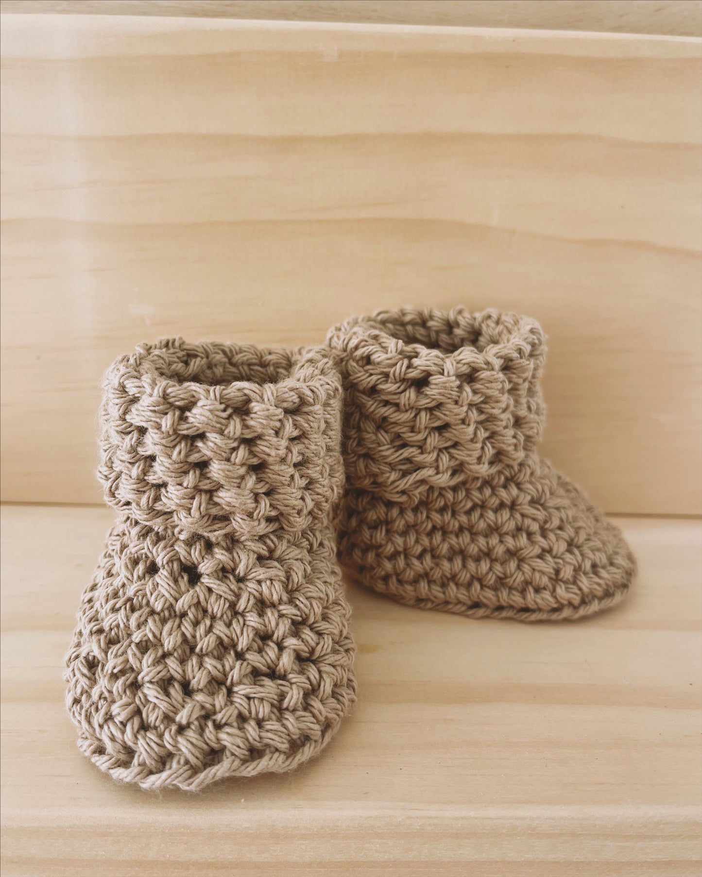 SUTTON booties in Mocha