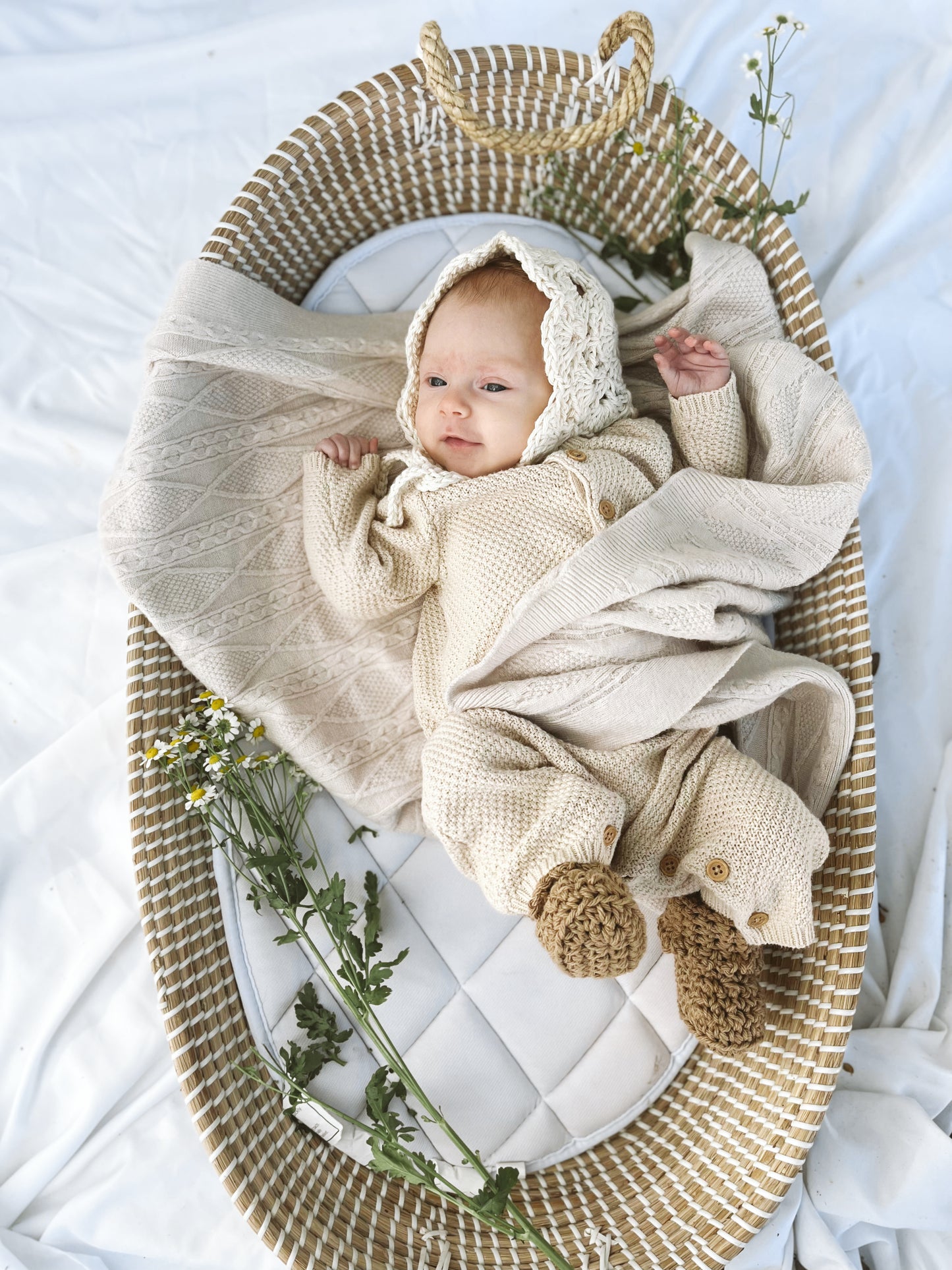 WINNIE ruffle booties in Mocha